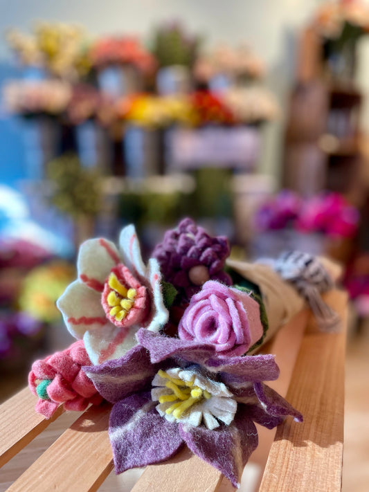 For Pitt Dorm Delivery: Held in My Heart Bouquet