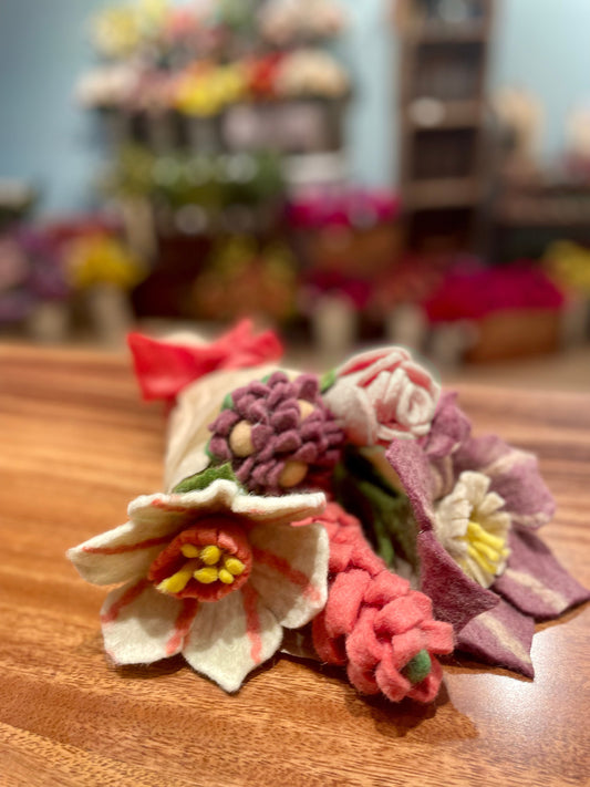 For Pitt Dorm Delivery: Held in My Heart Bouquet